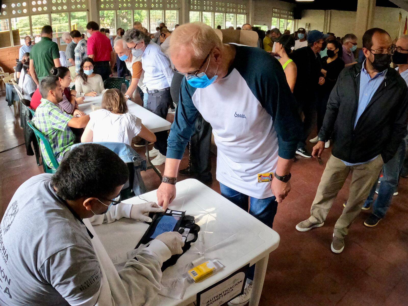 Votaciones en Medellín.