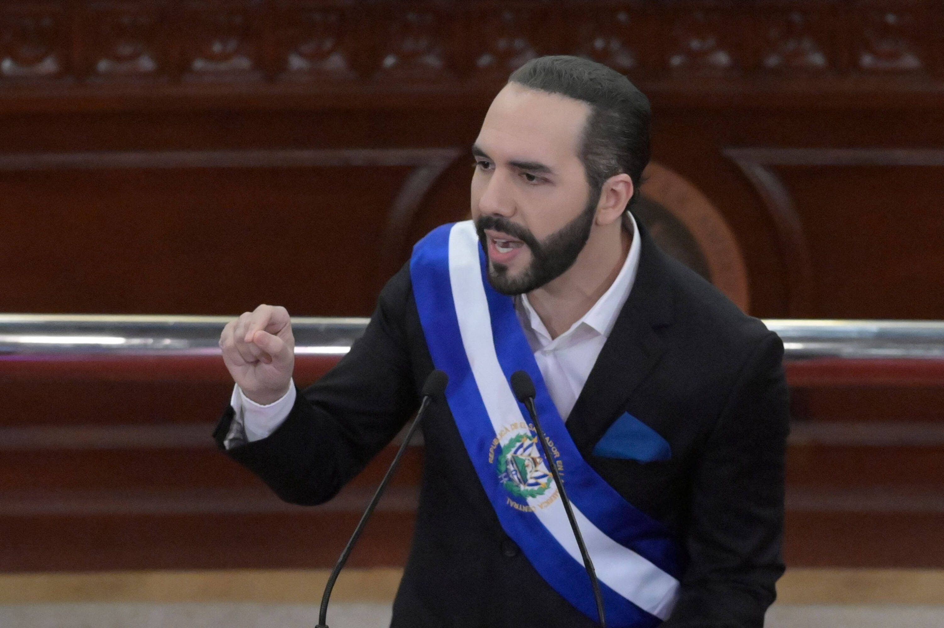 Nayib Bukele, Presidente de El Salvador durante una asamblea.