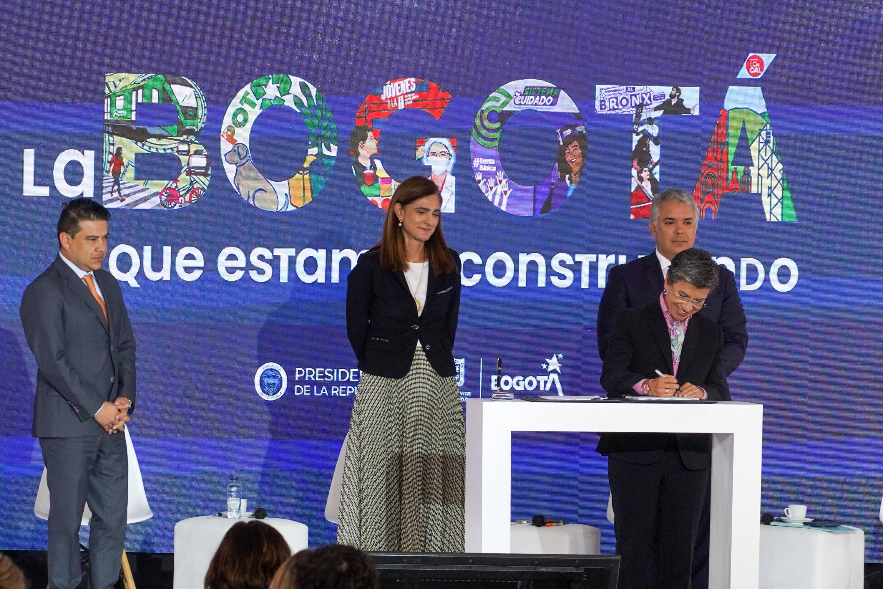 Firma del convenio de cofinanciación de la Línea 2 del Metro de Bogotá