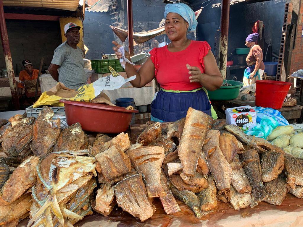 Comedores del mercado de Bazurto en Cartagena.