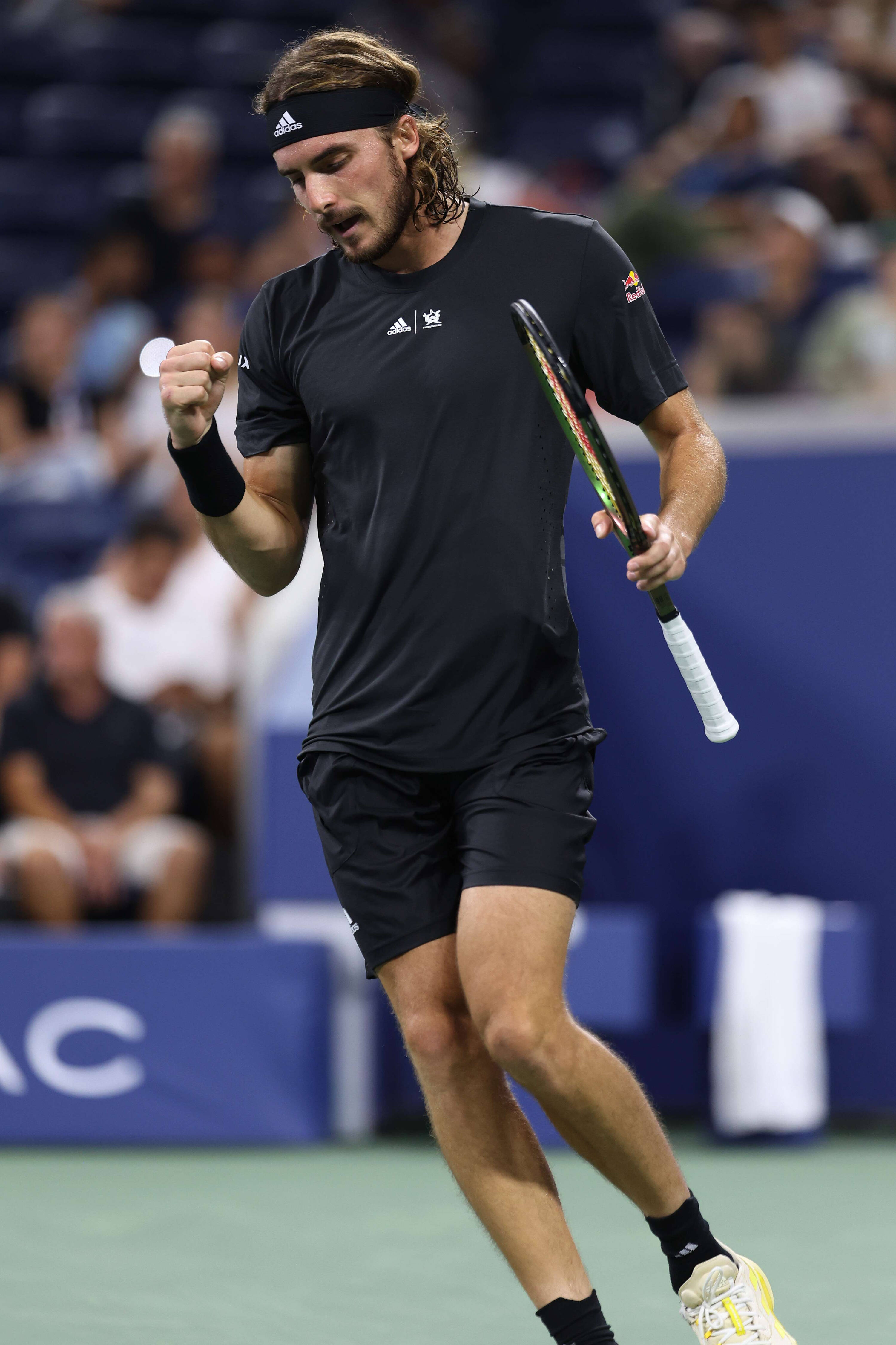 Tsitsipas, ocntra Galán.