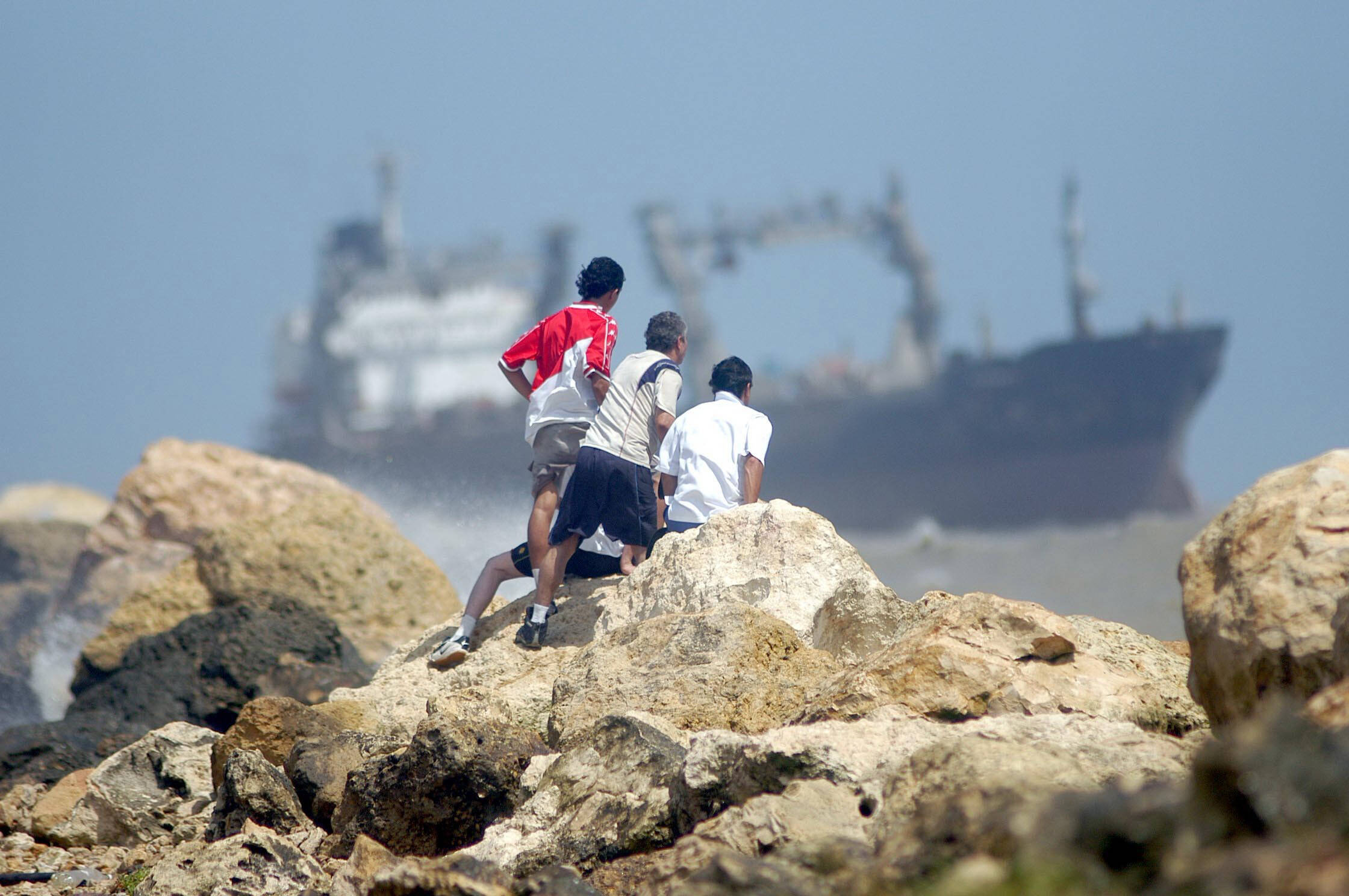 El Ingeso de los Buques por Bocas de Ceniza es una escena que cautiva a Los Barranquilleros.
