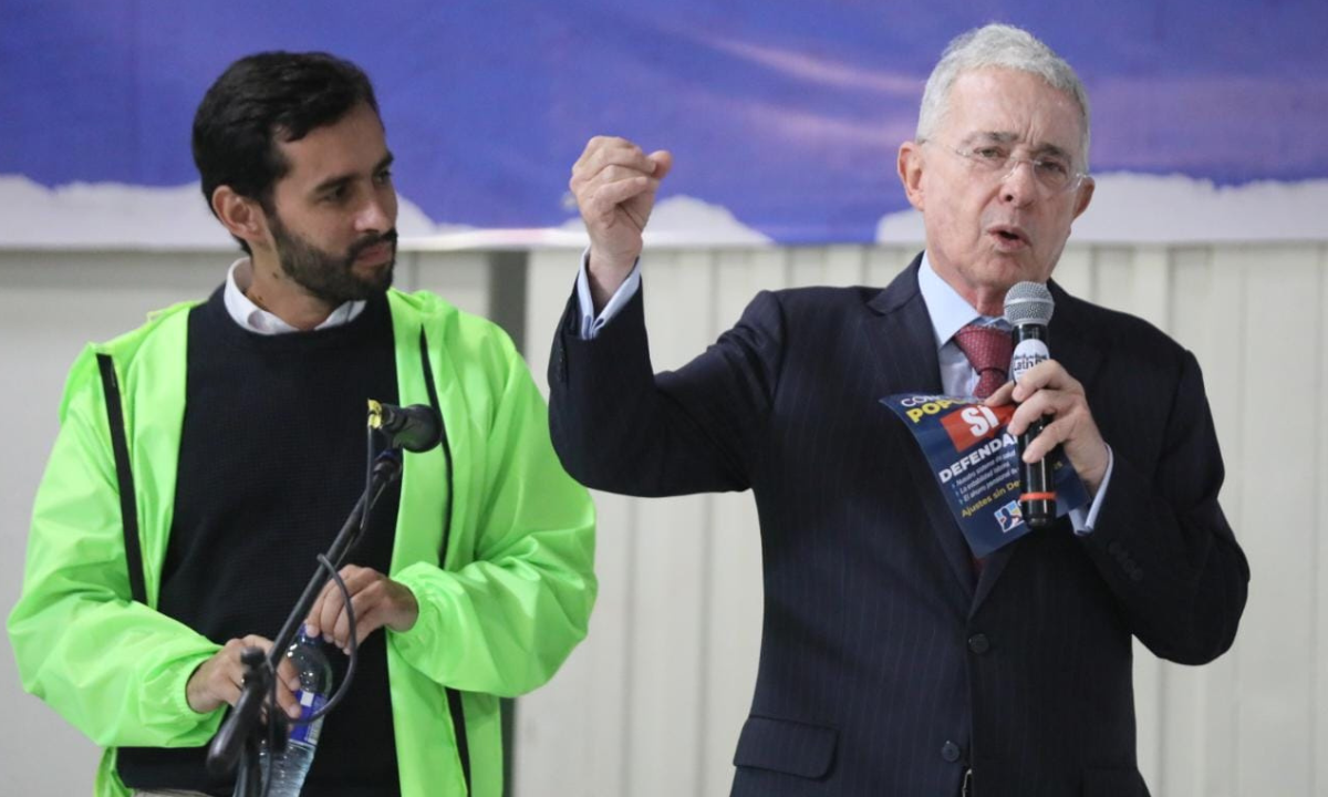 Álvaro Uribe en el lanzamiento de la consulta popular no a las drogas.