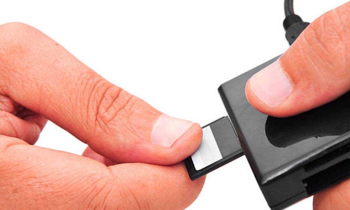 Aceste carduri pot fi funcționale pentru telefoane mobile, computere și camere.