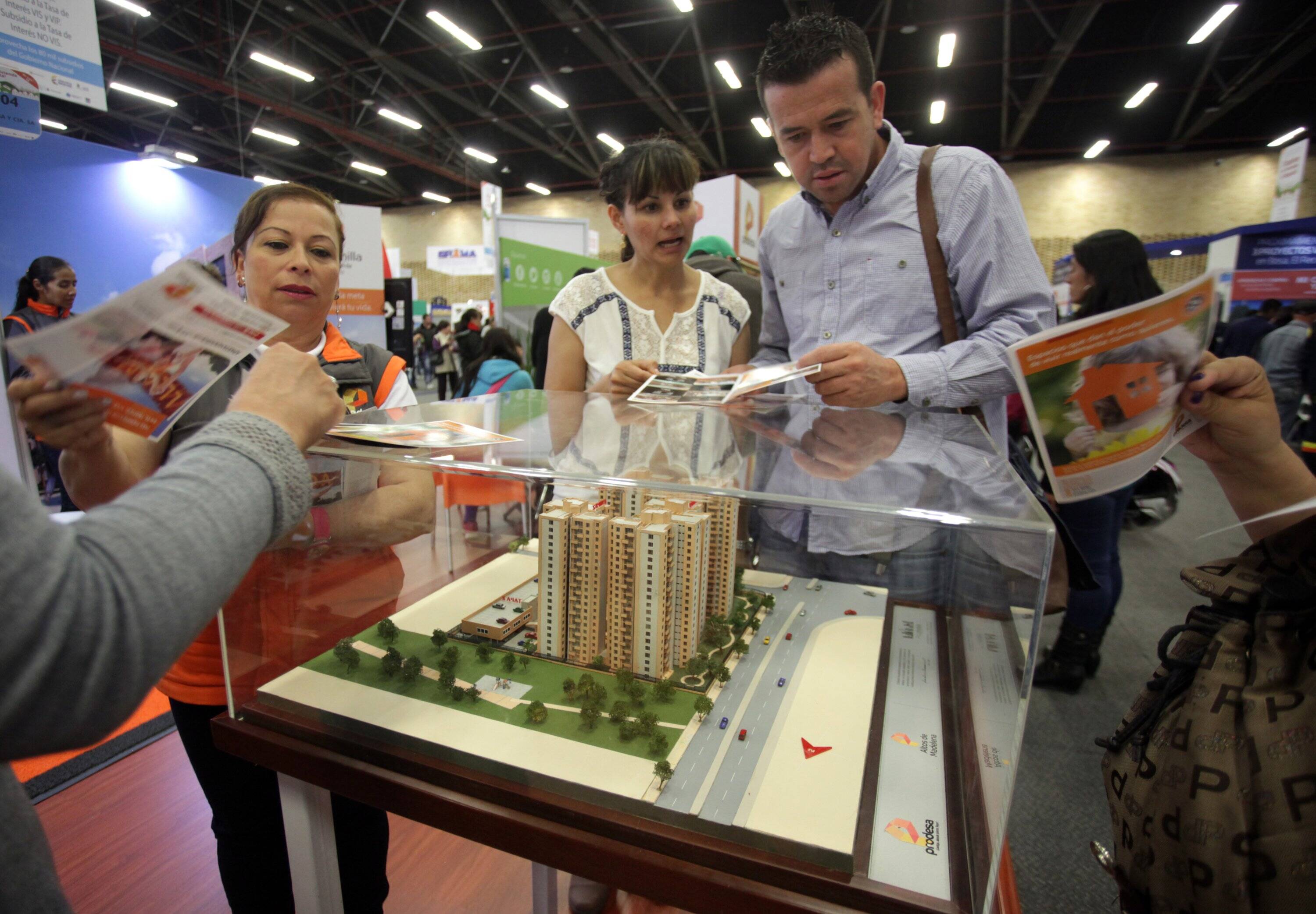 El sector de la vivienda continúa registrando cifras alarmantes. Expertos reclaman una pronta solución.
