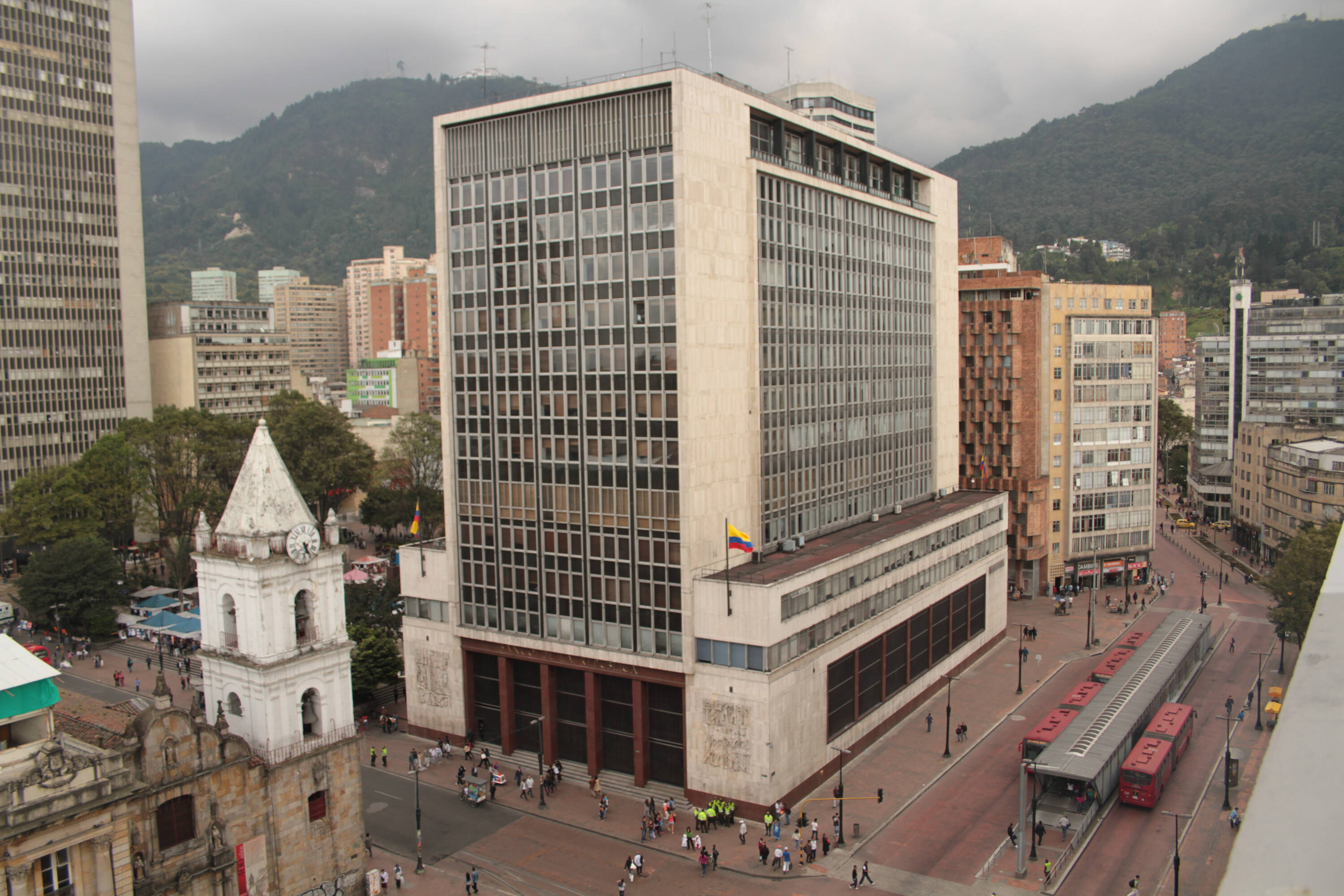 Sede del Banco de la República en el centro de Bogotá (carrera 7a. con Calle 13), donde opera desde 1950.