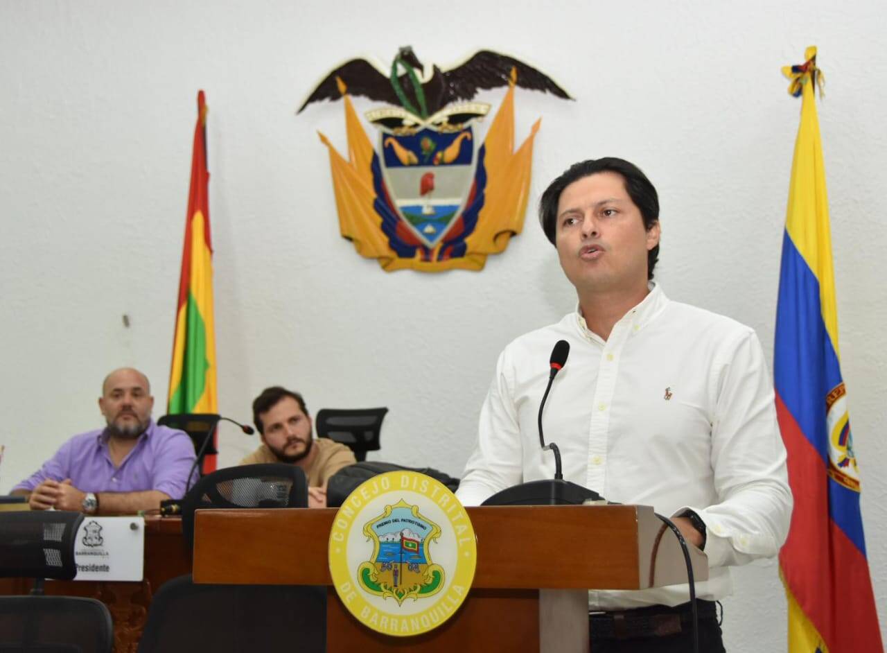 El Concejo lo eligió por unanimidad.