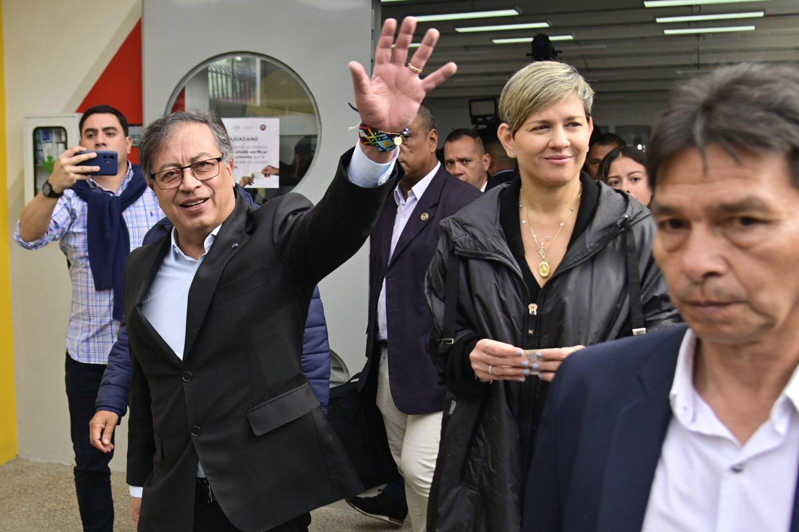 Presidente Gustavo Petro y la primera dama, Verónica Alcocer.