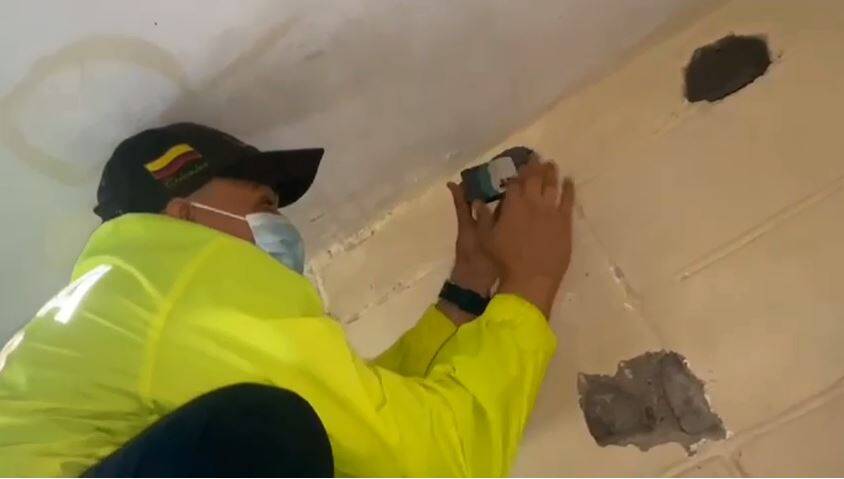 Uniformados Hallaron Celulares en Paredes.