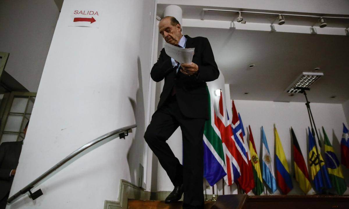 El canciller Álvaro Leyva.