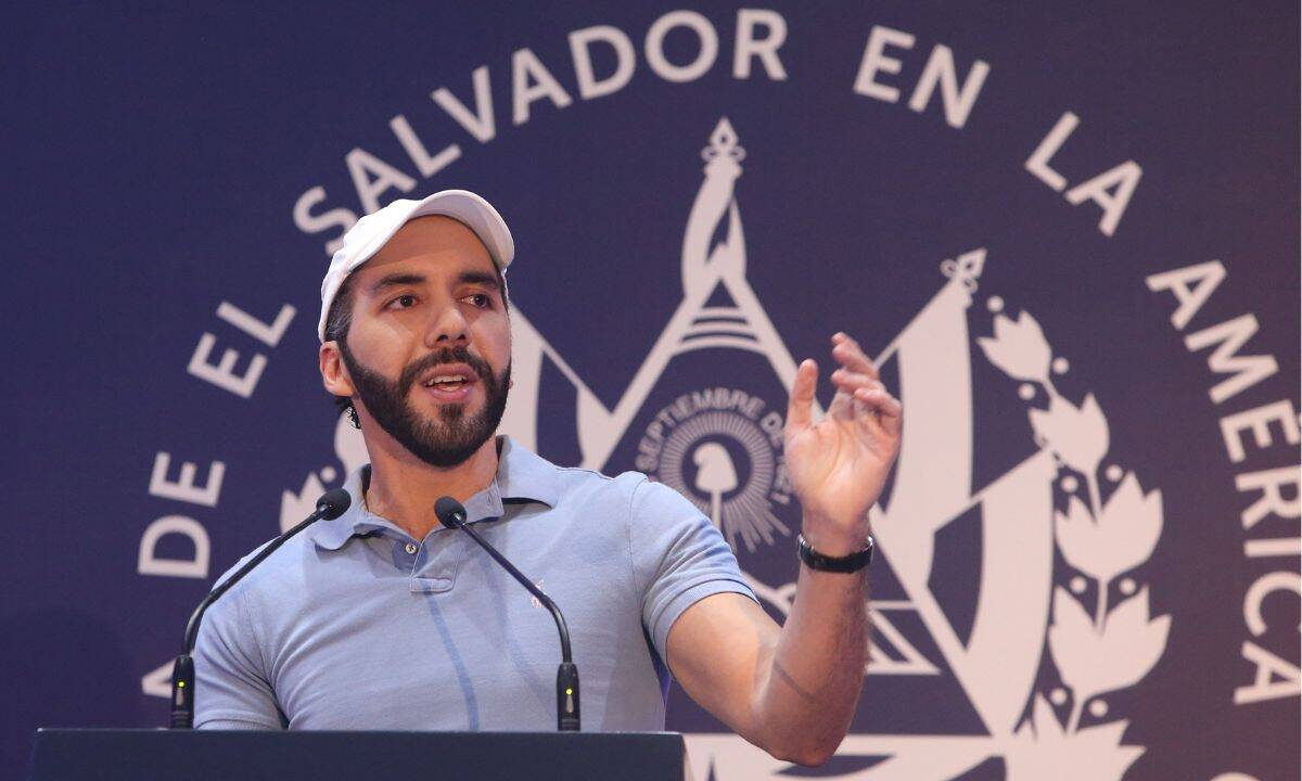 El presidente de El Salvador, Nayib Bukele, durante las elecciones del domingo 4 de febrero de 2024.