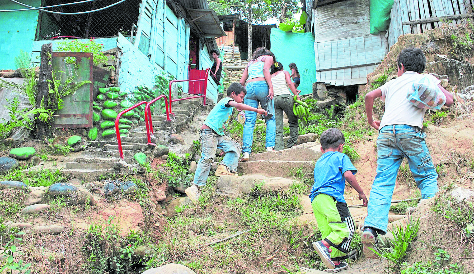 La desigualdad extrema contribuye a generar un ambiente de desconfianza y miedo hacia el futuro, lo cual termina guiando el discurso político.