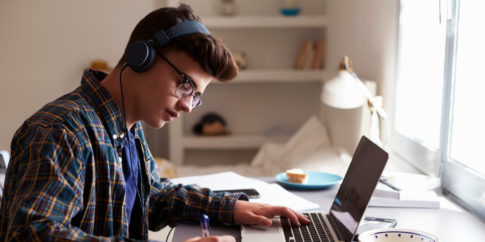 Among the musical genres that have been shown to improve the study experience is baroque music.
