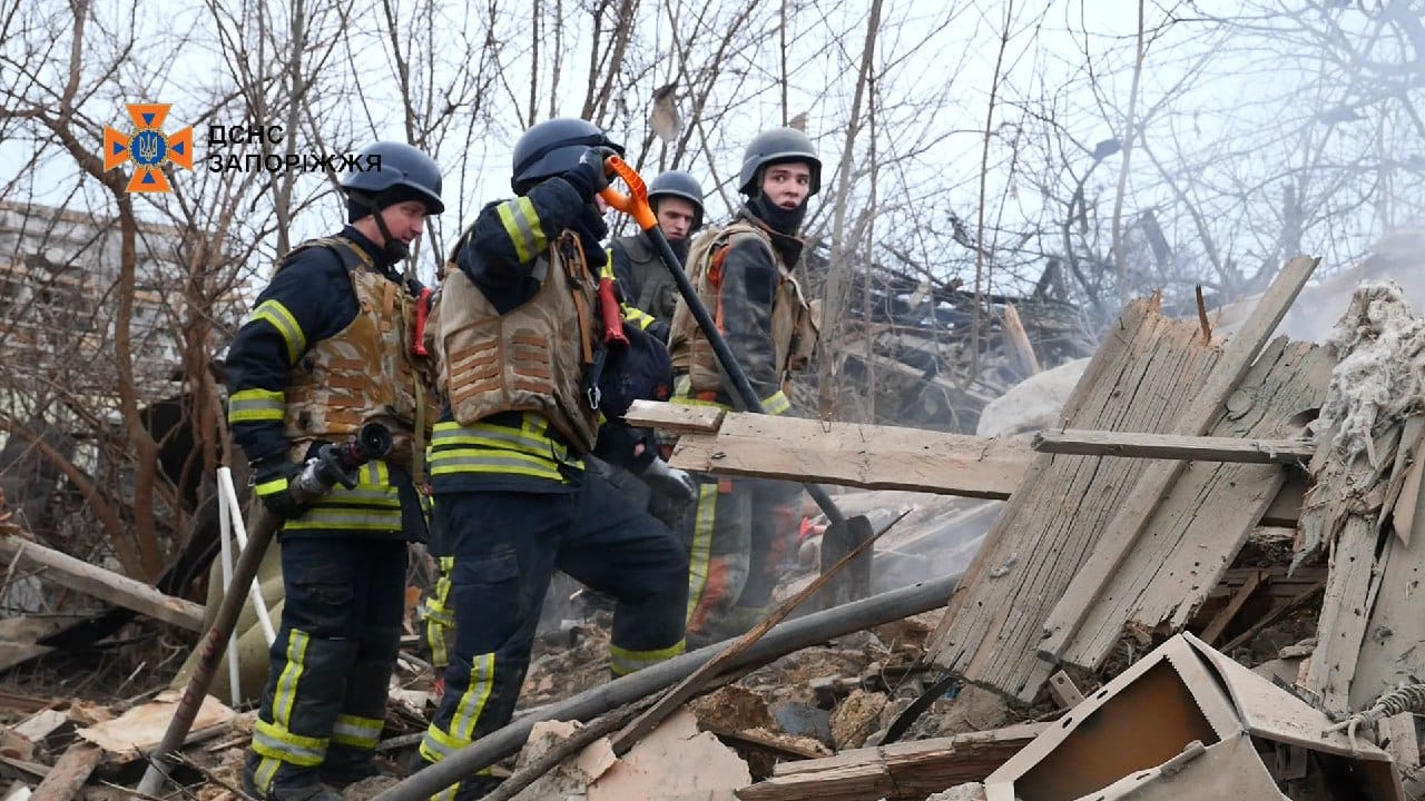 Ataque con misiles en Zaporiyia, en medio de la invasión rusa en Ucrania.