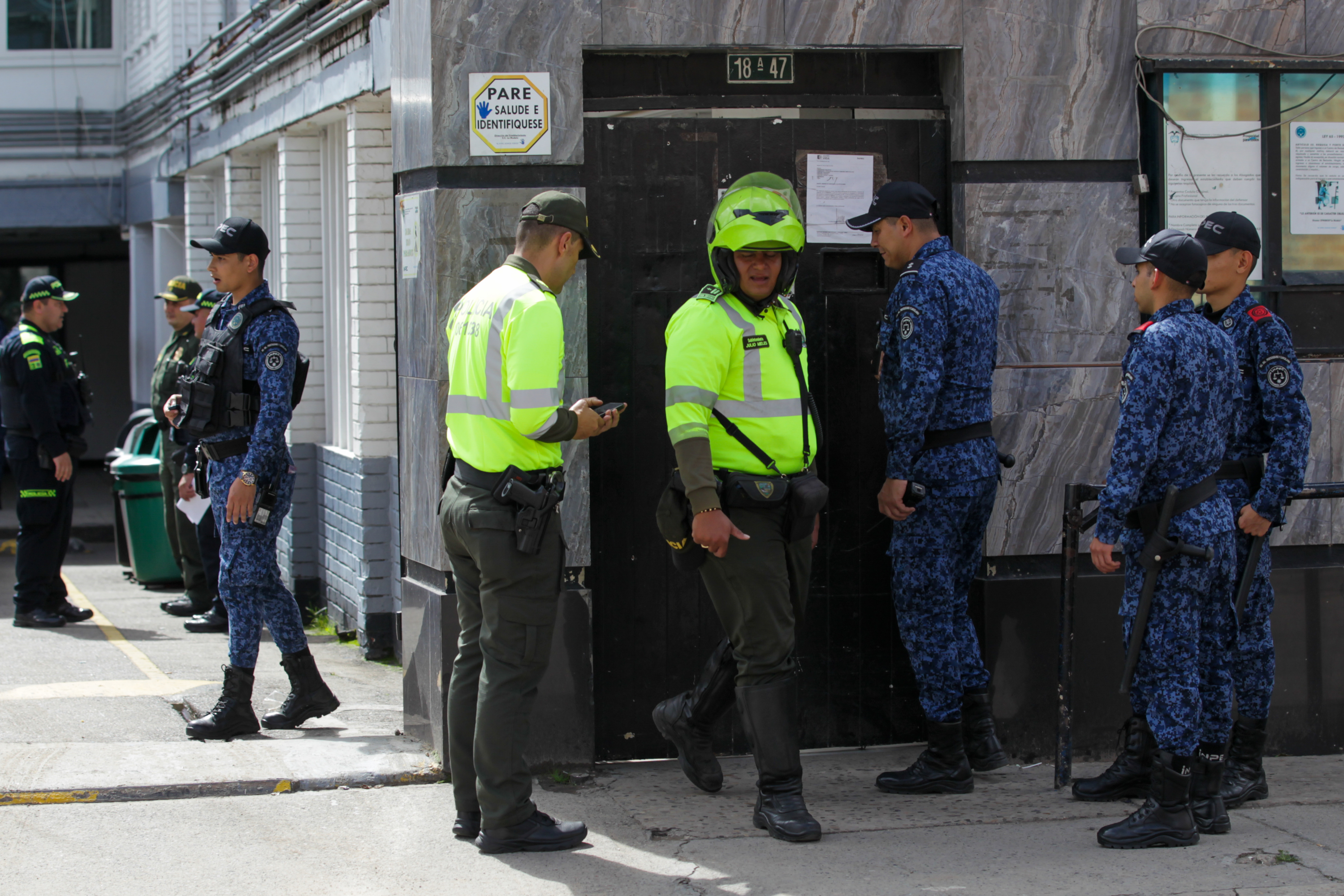 Revelan hipótesis preliminar del atentado contra guardias del Inpec en ...