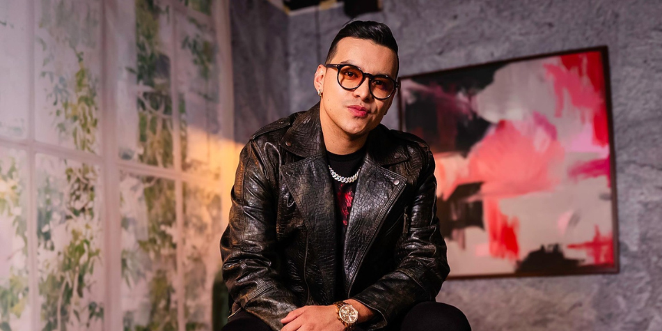 Yeison Jiménez se convirtió en papá por tercera vez.