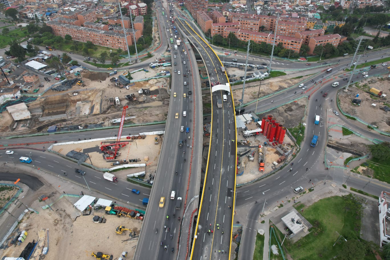 Inicia el funcionamiento del puente de la Primera de Mayo con 68 en ...