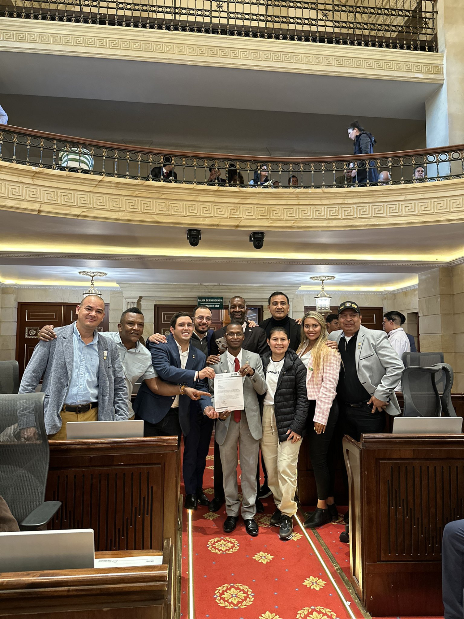 Representantes por curules de paz.