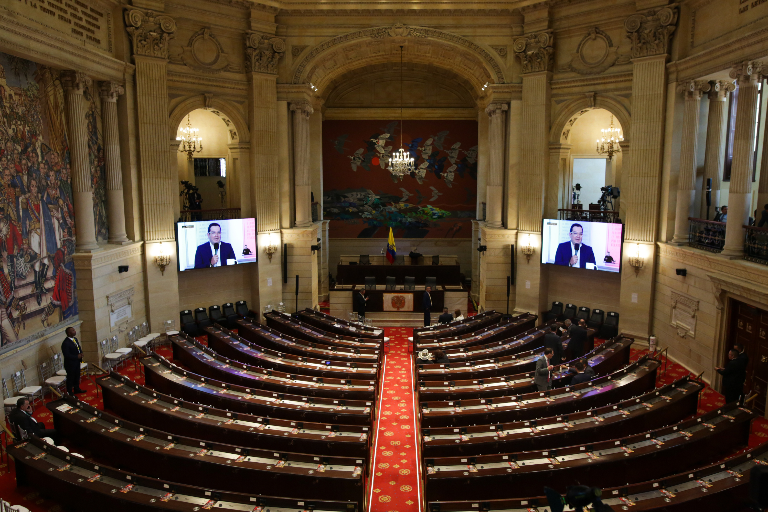 Bogotá 20 de Julio 2024. Este es el ambiente en el salón elíptico del congreso a la espera de su instalación.