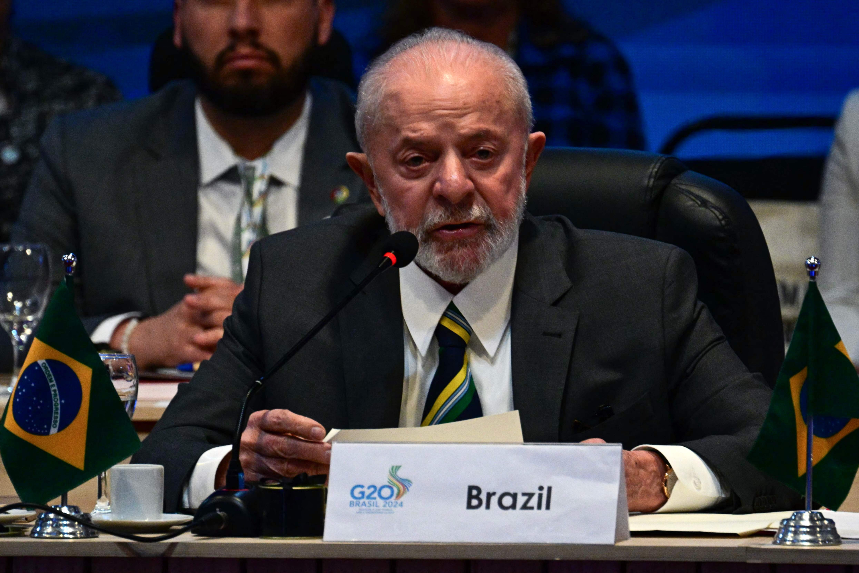 El presidente brasileño, Luiz Inácio Lula da Silva, habla durante el prelanzamiento de la Alianza Global contra el Hambre y la Pobreza, en el marco de la Reunión Ministerial del G20 en Río de Janeiro.