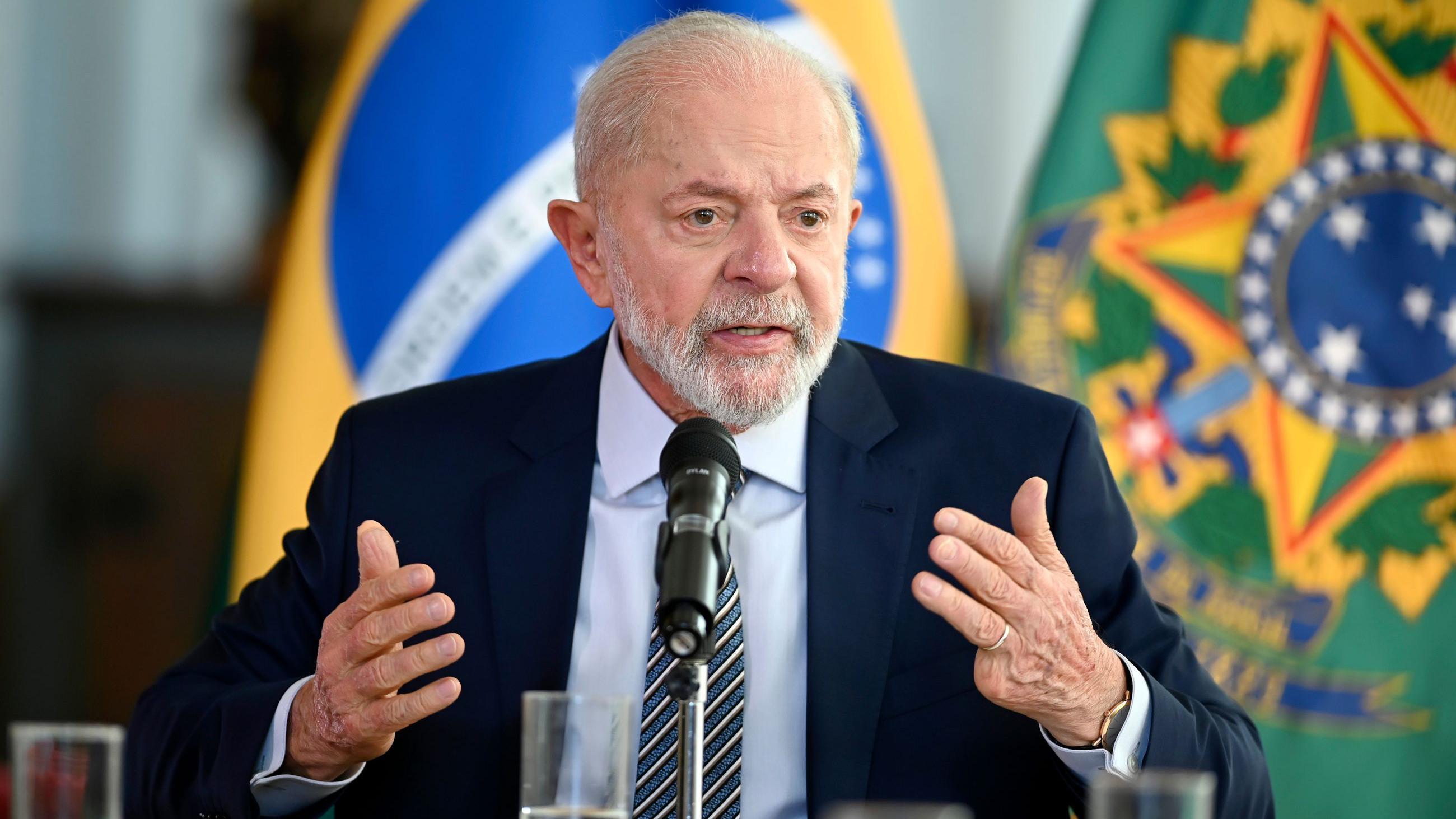El presidente de Brasil, Luiz Inácio Lula da Silva, se expresó por primera vez este martes sobre la controversia en Venezuela por las elecciones presidenciales del domingo. 