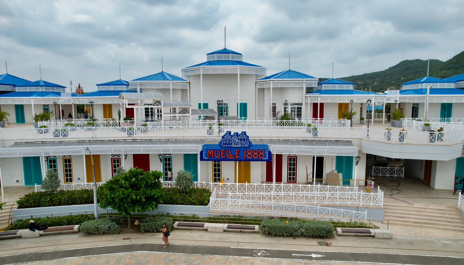 Fachada del nuevo Muelle 1888.