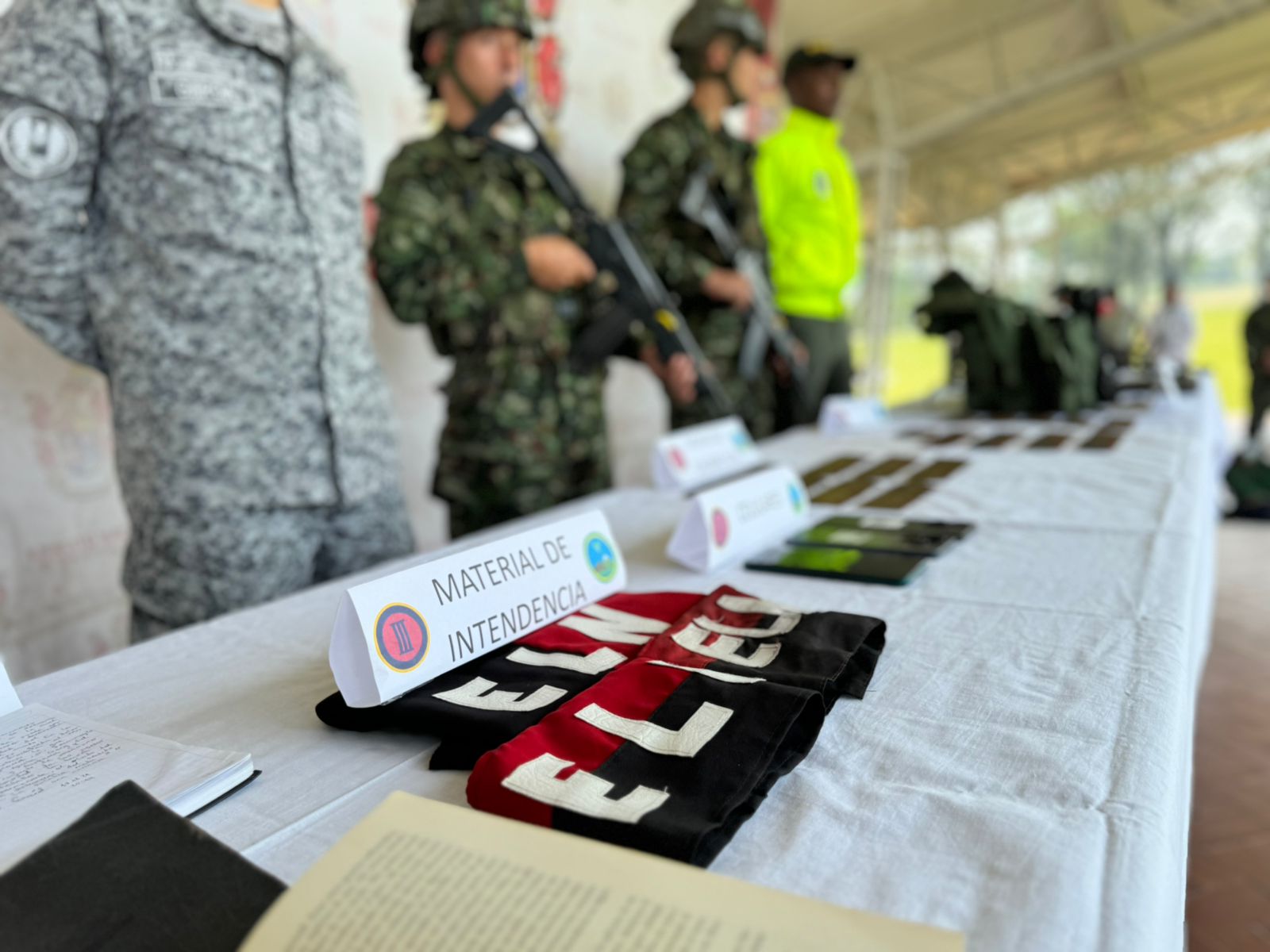 Elementos Incautados a la Estructura del Eln en el Sur de Cauca.