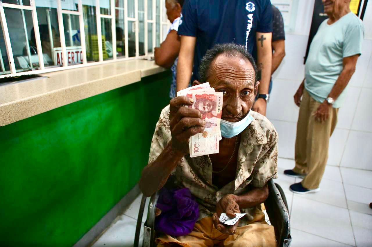 Desde este miércoles inicia el pago del subsidio que entrega el Distrito de Barranquilla a los adultos mayores.