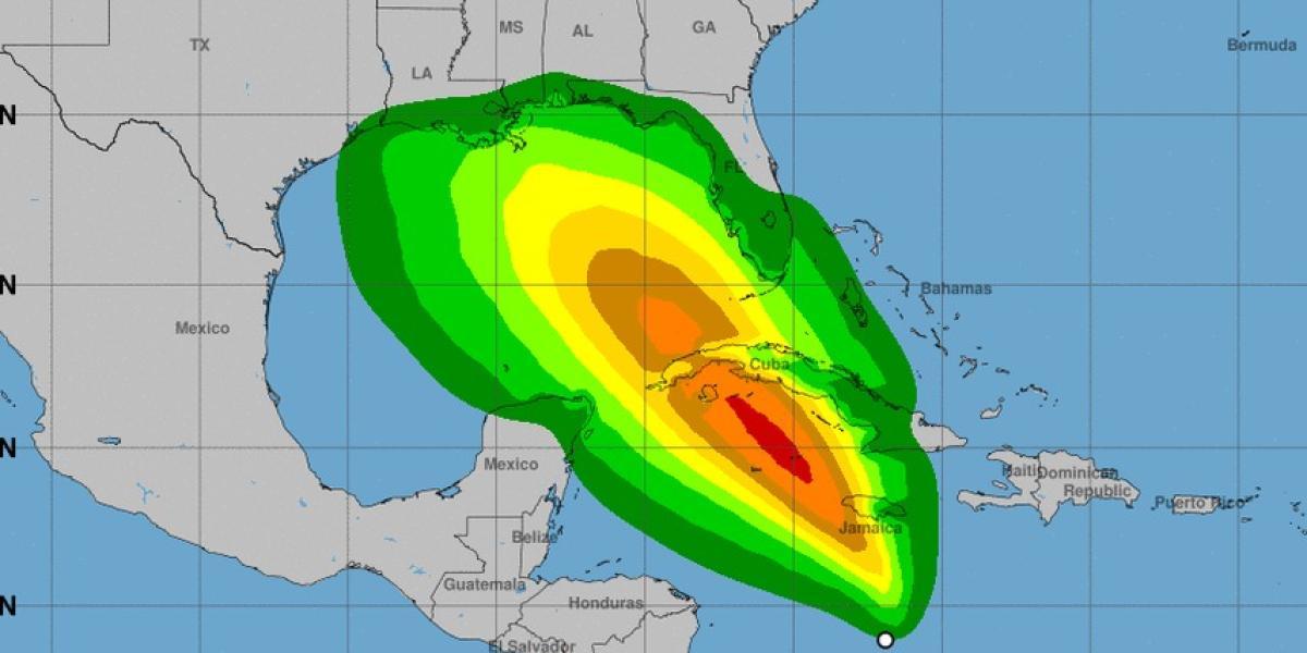 El ciclón tropical Rafael se intensifica y se convierte en huracán ...