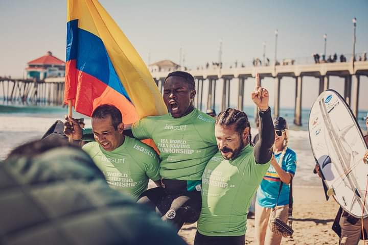 Freddy Marimón campeón mundial de Surf Adaptado