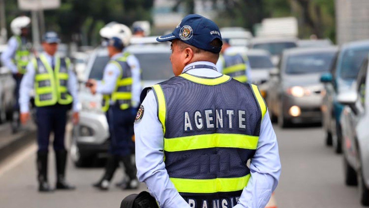 Agentes de tránsito, en Cali.