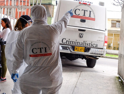 CTI hizo el levantamiento del cuerpo, después de que la Policía capturó al sujeto en flagrancia