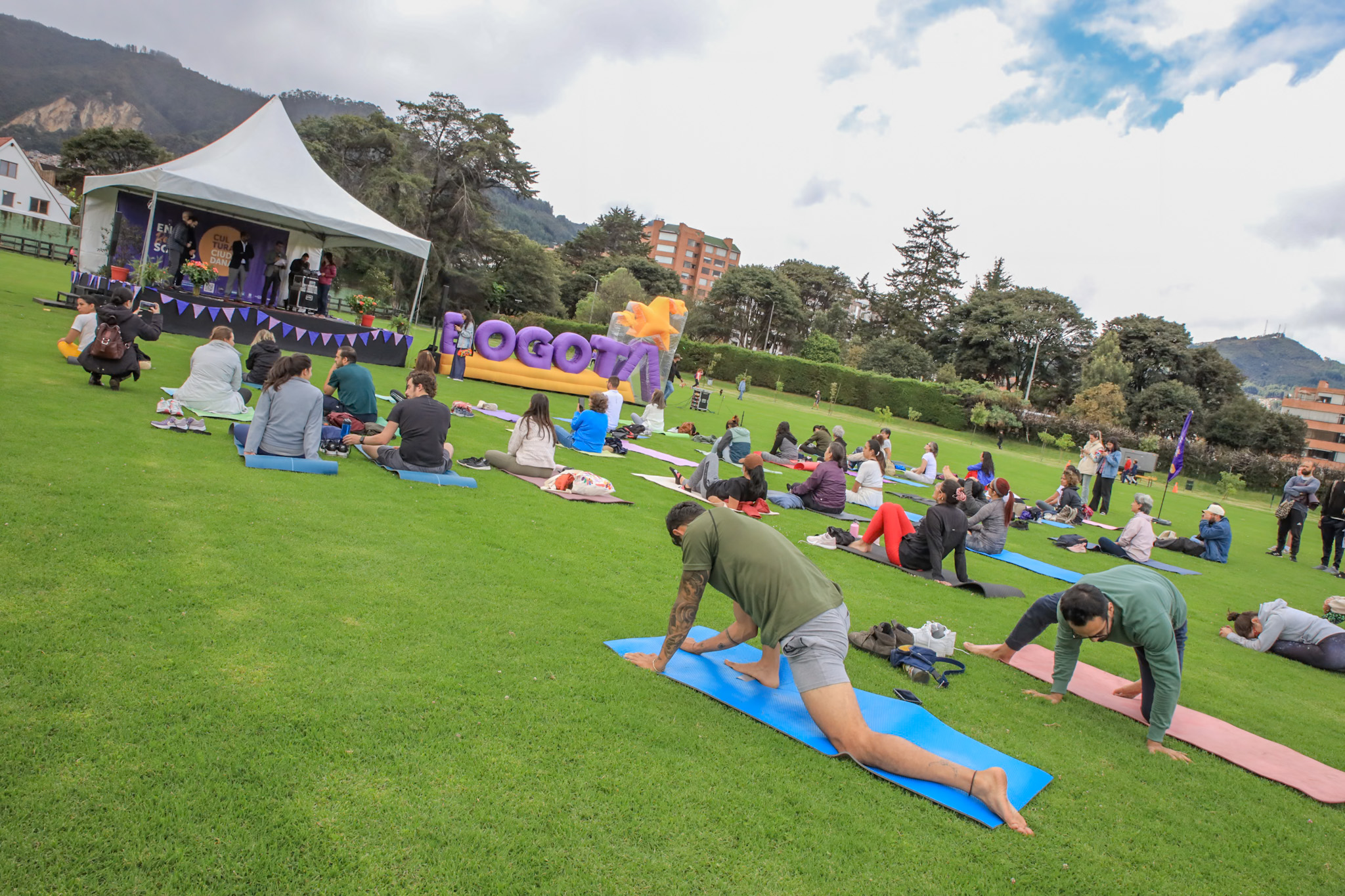 Las actividades buscan conectar a los participantes con su mente y cuerpo.