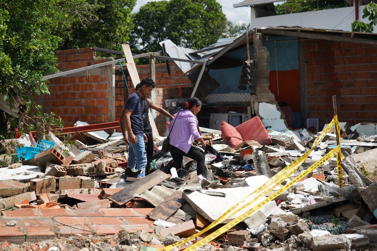 Estgos del Sismo en Santa Cecilia, Inspecció de Paratebueno (Cundinamarca)