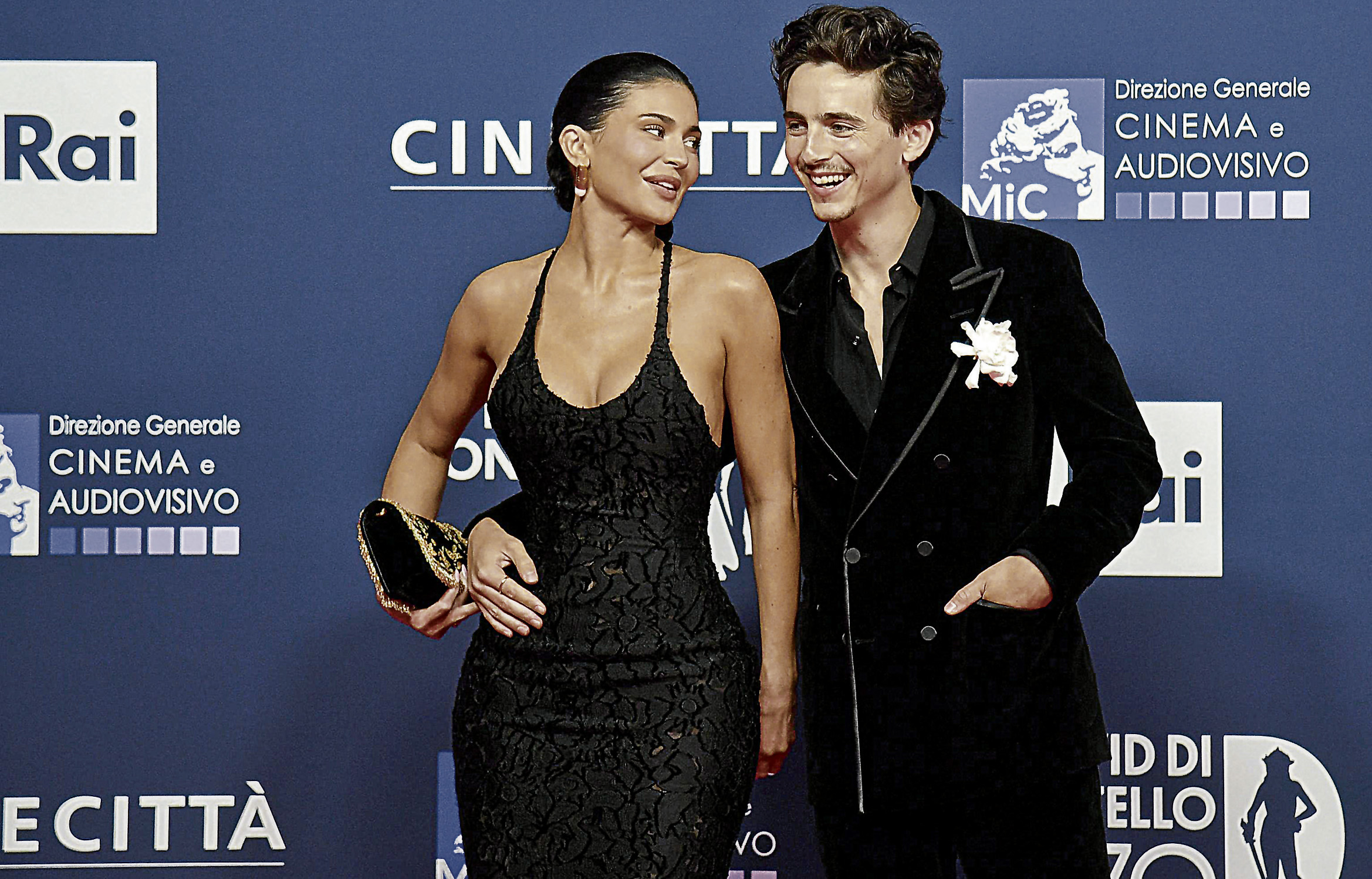 Timothée y Kylie durante su aparición en la 70.ª edición de los Premios David di Donatello, en Roma.