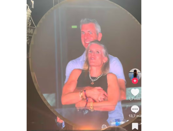 Infidelity at the Coldplay concert