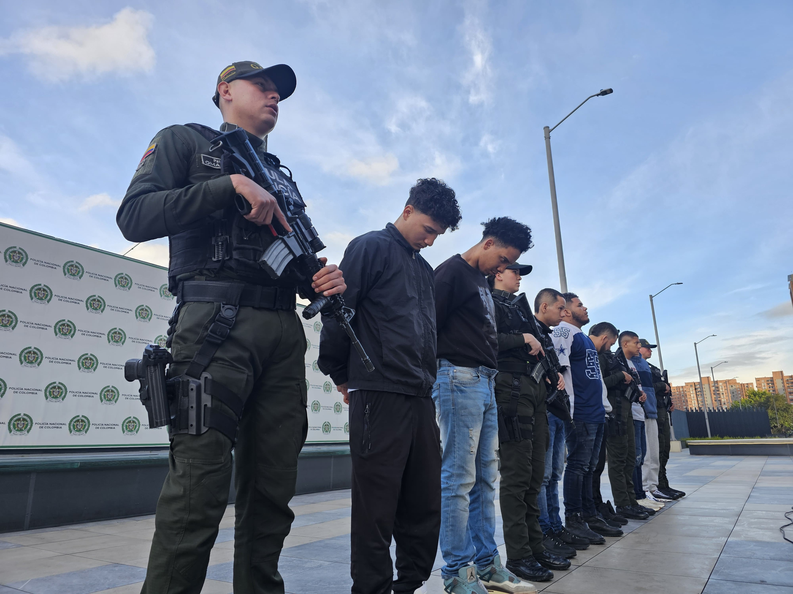 En lo que va de 2025, el Gaula ha capturado a 135 personas por extorsión, incluidos 22 miembros del Tren de Aragua y cinco cabecillas.