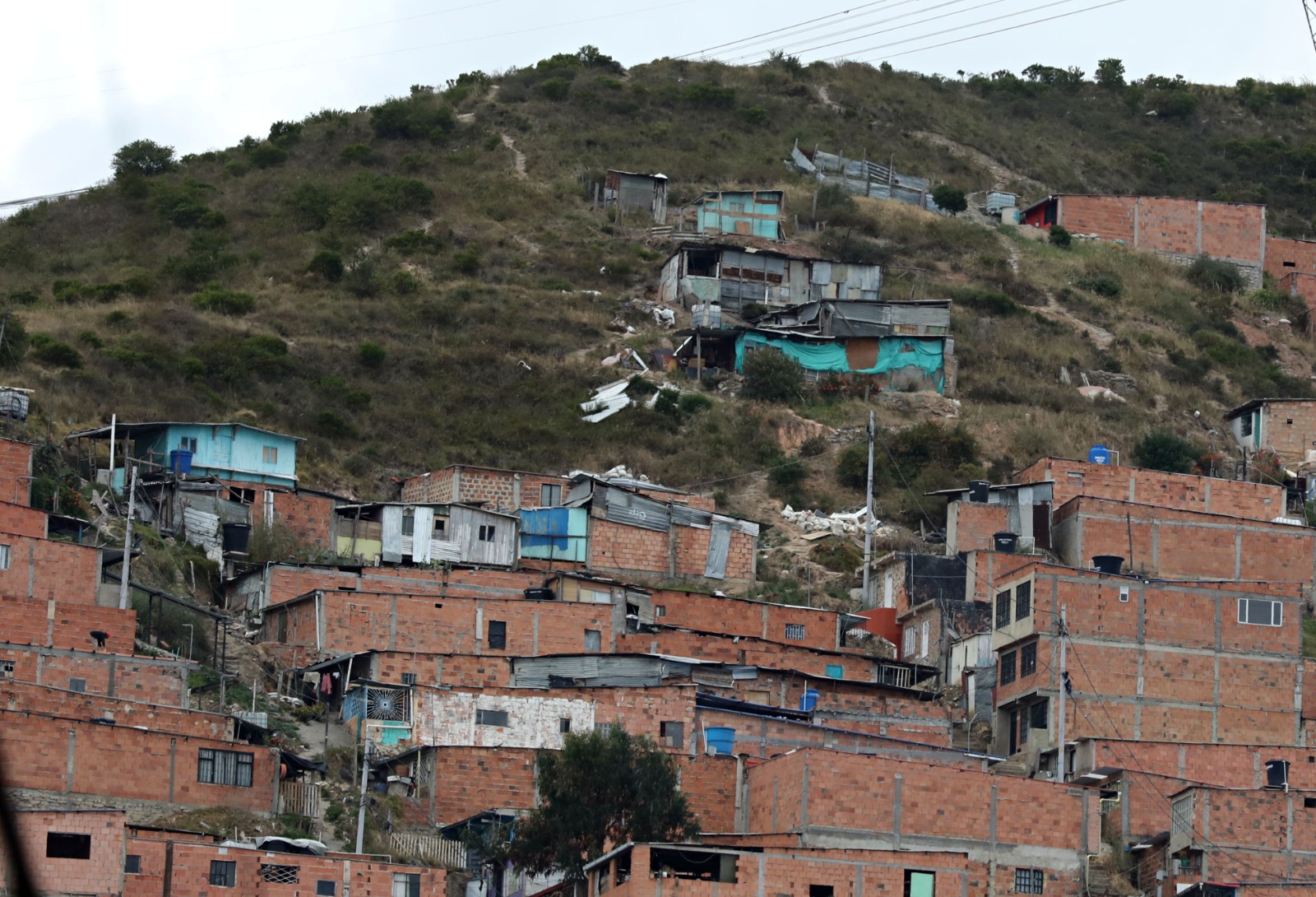 Asentamientos de vivienda informal en el barrio Divino Niño (San Cristóbal, Bogotá)