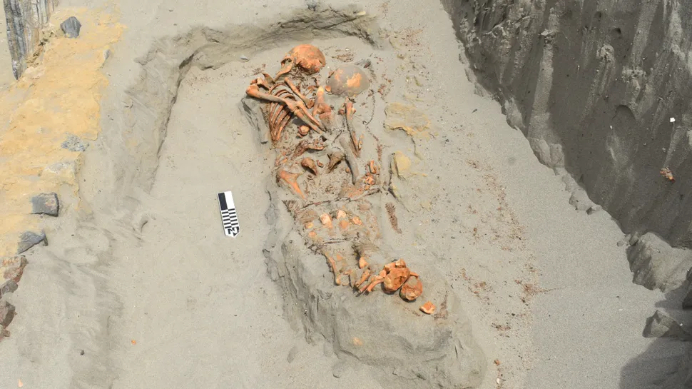 Una tumba 'extraña' en Perú