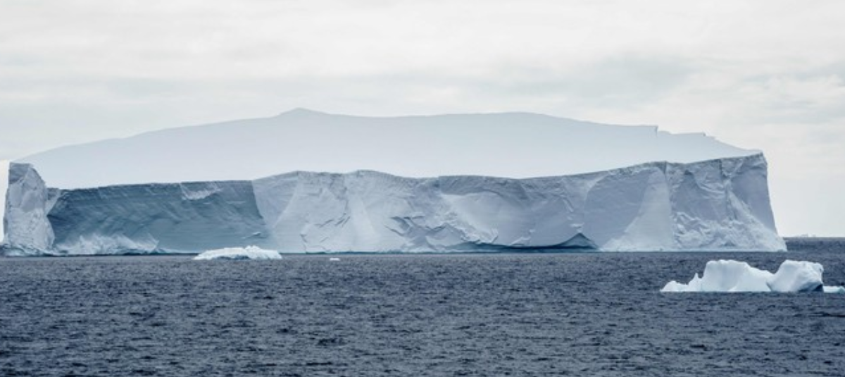 El Coloso de Hielo A23A