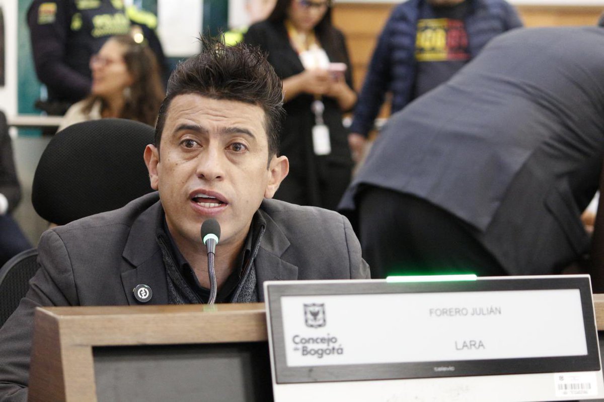 El concejal Julián Forero, alias “Fuchi”, enfrenta investigación disciplinaria de la Procuraduría por las protestas del 16 de septiembre.