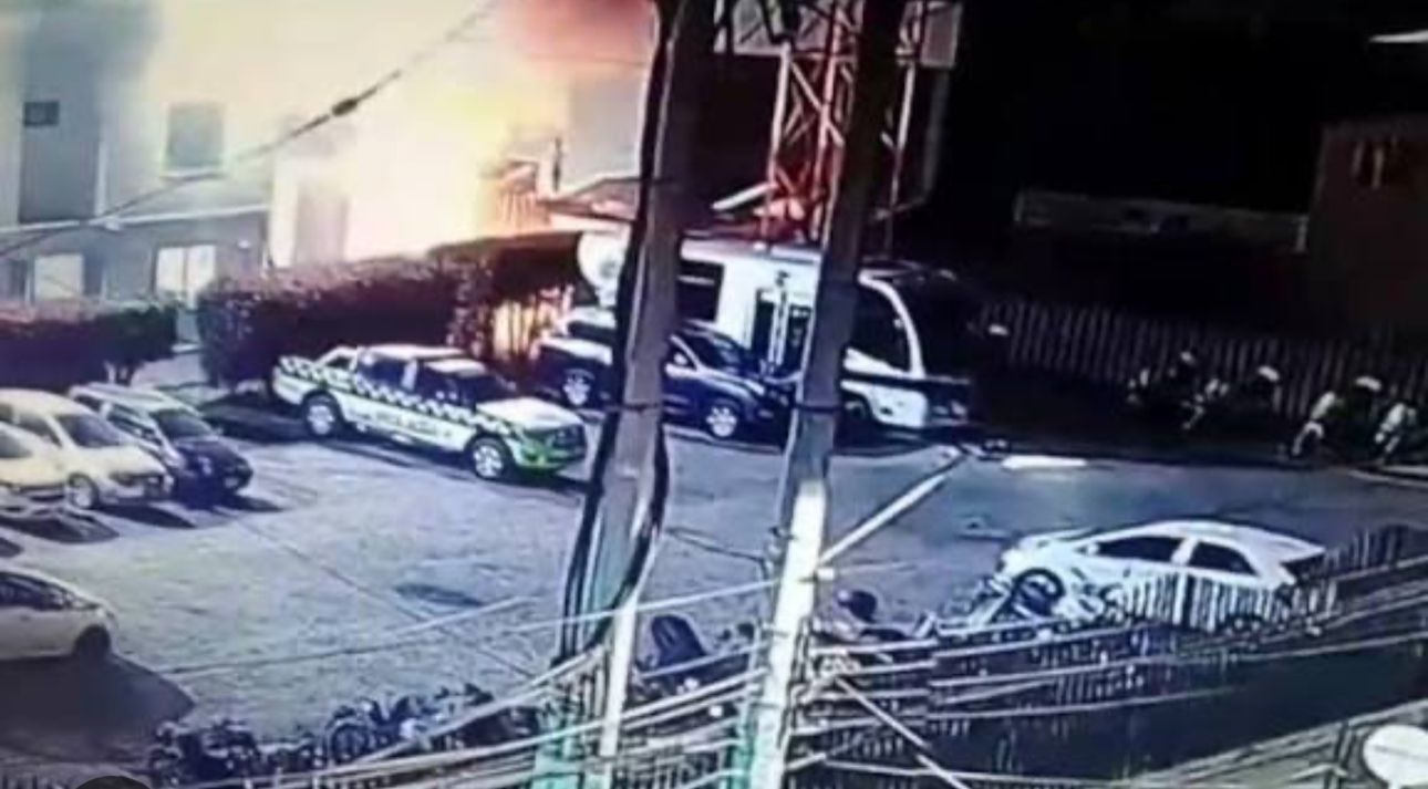 Incendio Estacion de Policía en Funza