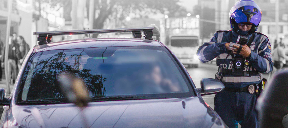 Policías de tránsito.