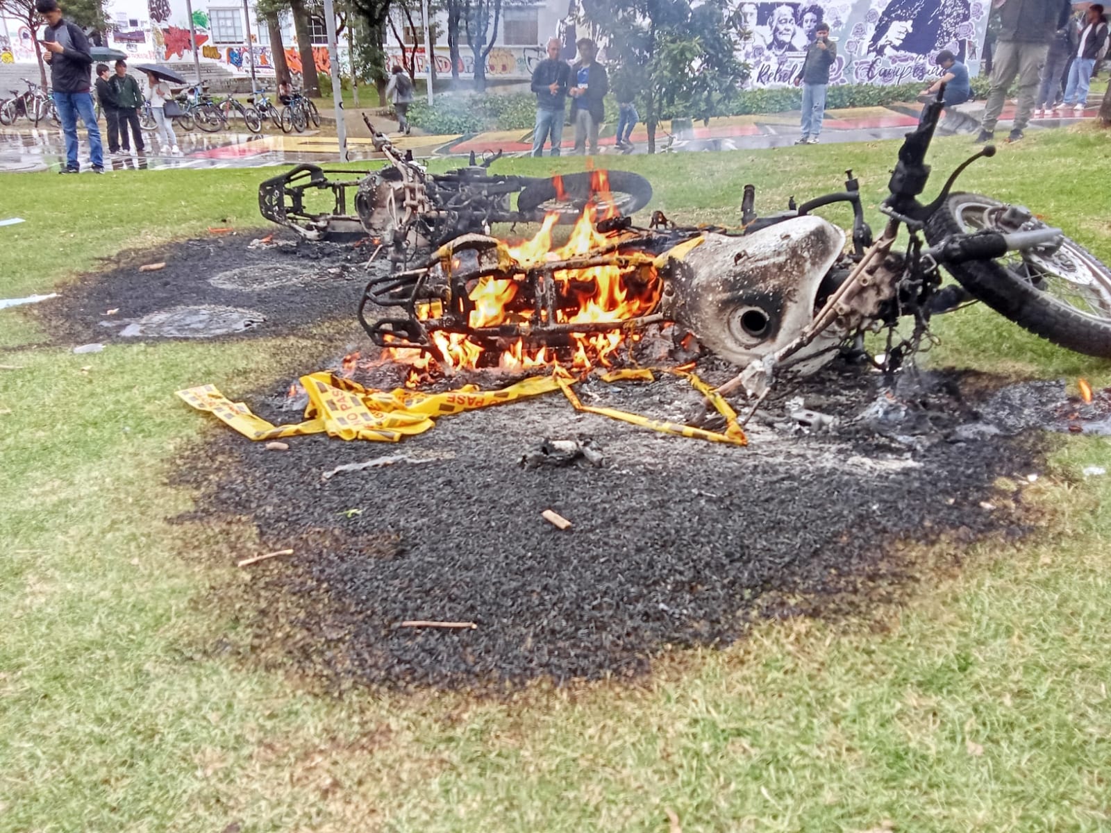 Moto Universidad Nacional