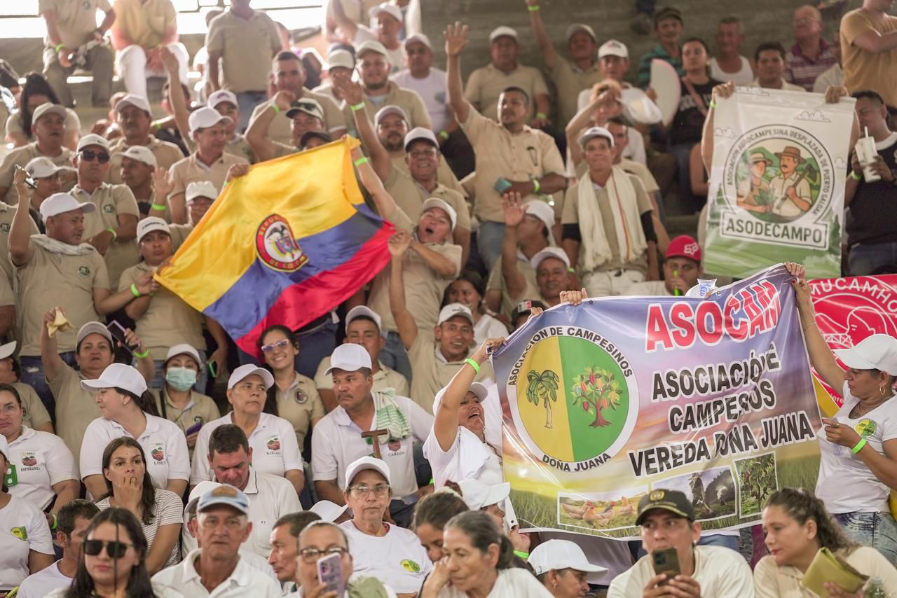 tierra para los campesinos