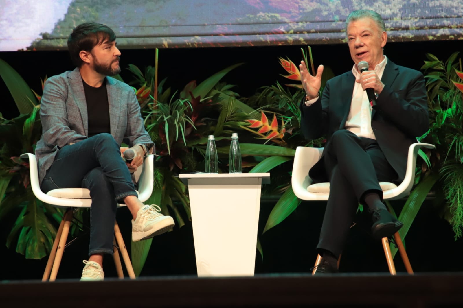 El Premio Nobel de Paz Juan Manuel Santos Con El Director de Portafolio, Jaime PuMarejo.