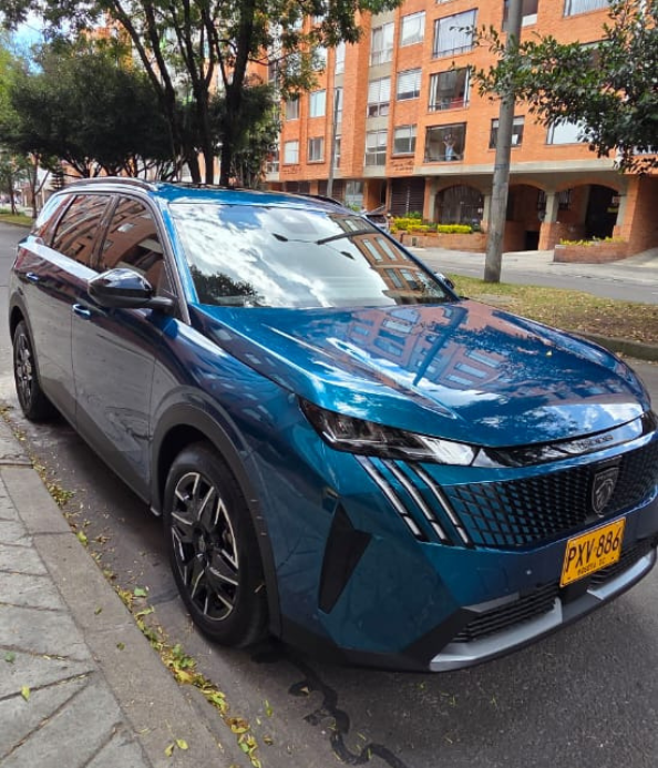 Peugeot 5008 Charm 2026