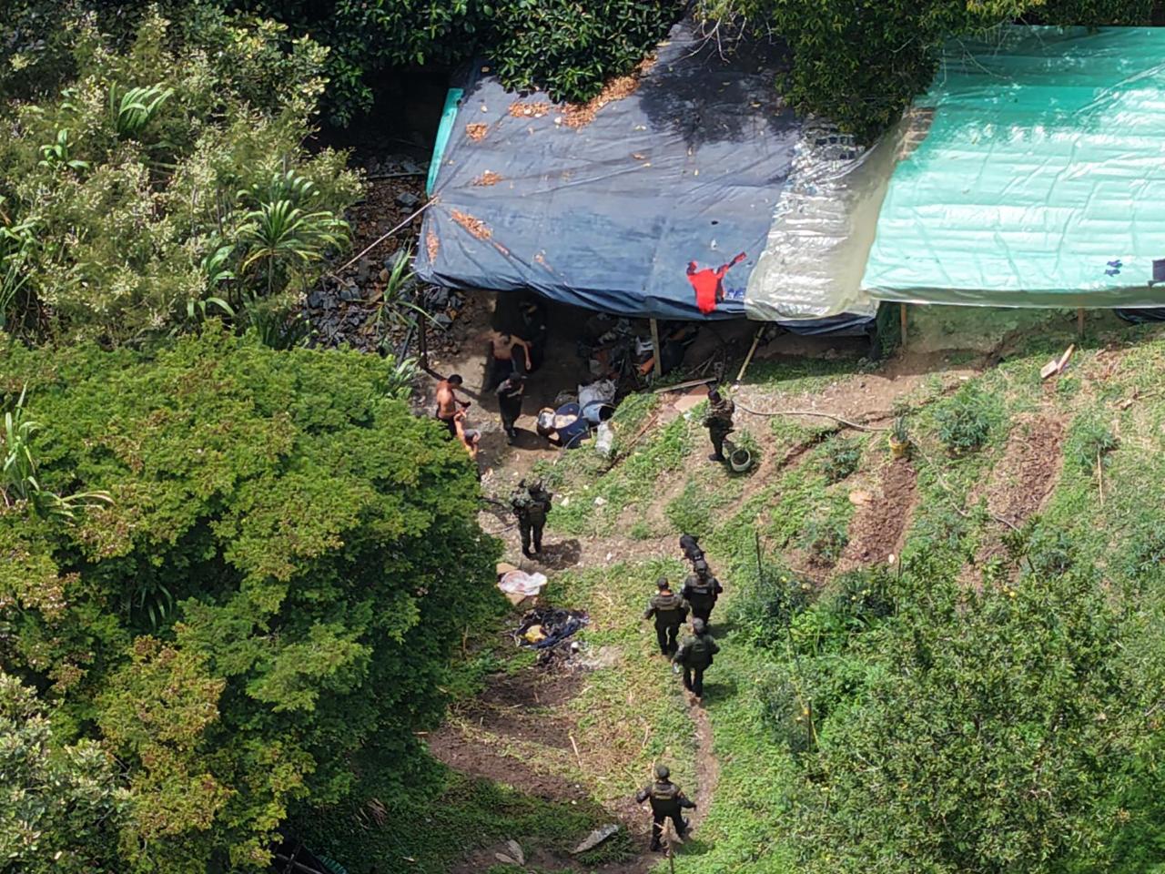 Yasadışı altın madeni.