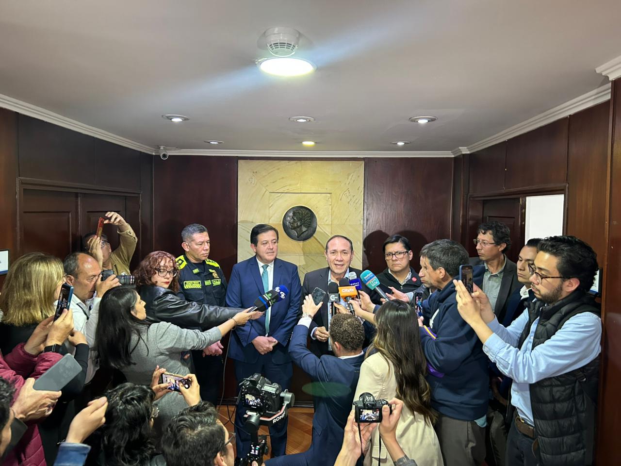Reunión entre las entidades para abordar el problema de los sindicatos