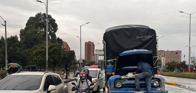 vehículo varado en el corredor